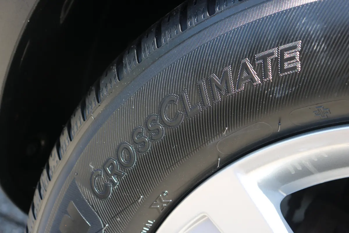1.6 BlueHDi Lease Executive | Camera | Navi | Cruise control | All season banden | LED |