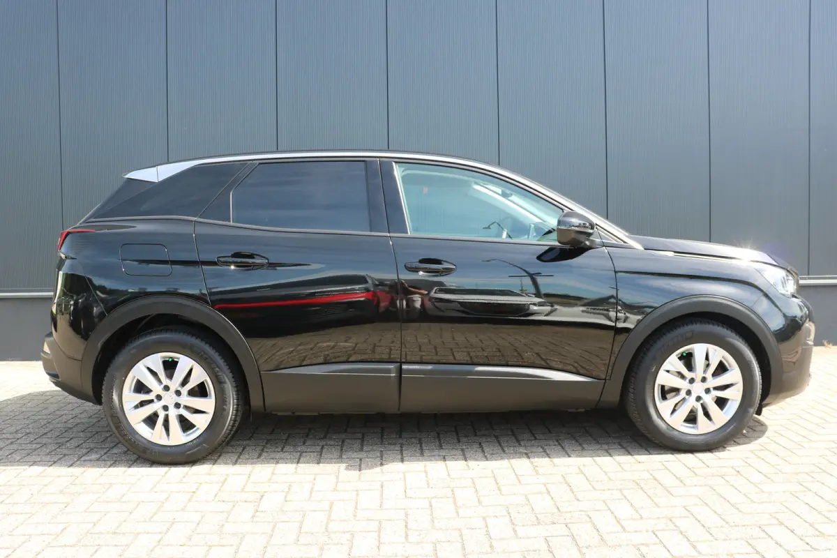 1.6 BlueHDi Lease Executive | Camera | Navi | Cruise control | All season banden | LED |