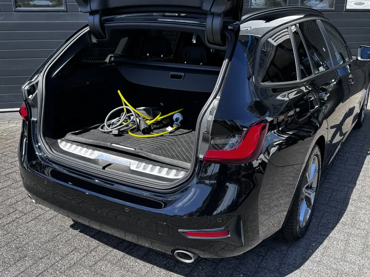 330e Business Edition Plus Dealer OH | Leder | Memory | Carplay | €22.900,- incl. BTW