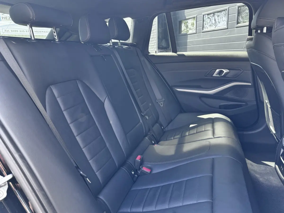 330e Business Edition Plus Dealer OH | Leder | Memory | Carplay | €22.900,- incl. BTW