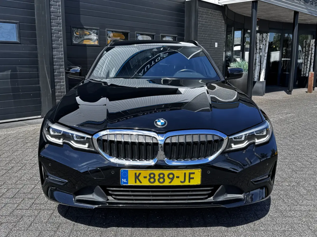 330e Business Edition Plus Dealer OH | Leder | Memory | Carplay | €22.900,- incl. BTW