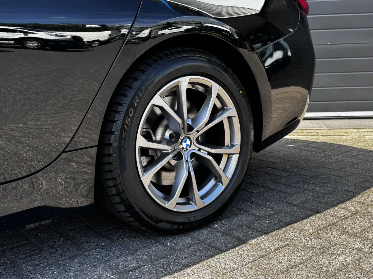 330e Business Edition Plus Dealer OH | Leder | Memory | Carplay | €22.900,- incl. BTW
