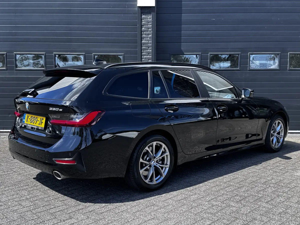 330e Business Edition Plus Dealer OH | Leder | Memory | Carplay | €22.900,- incl. BTW