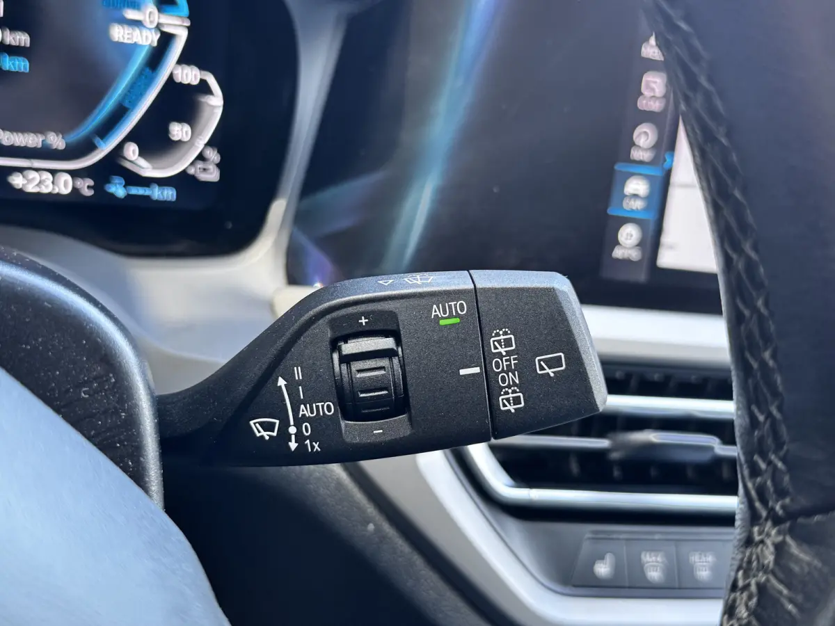 330e Business Edition Plus Dealer OH | Leder | Memory | Carplay | €22.900,- incl. BTW
