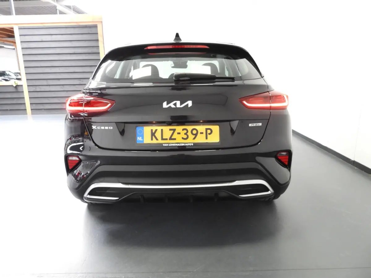 1.6 GDi PHEV Plug-In DynamicLine NAVI/CAMERA/LED/16"LMV!