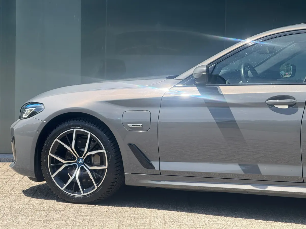 530e M-Sport BERNINAGRAU Pano|LASER|HuD|Adap Cruise|