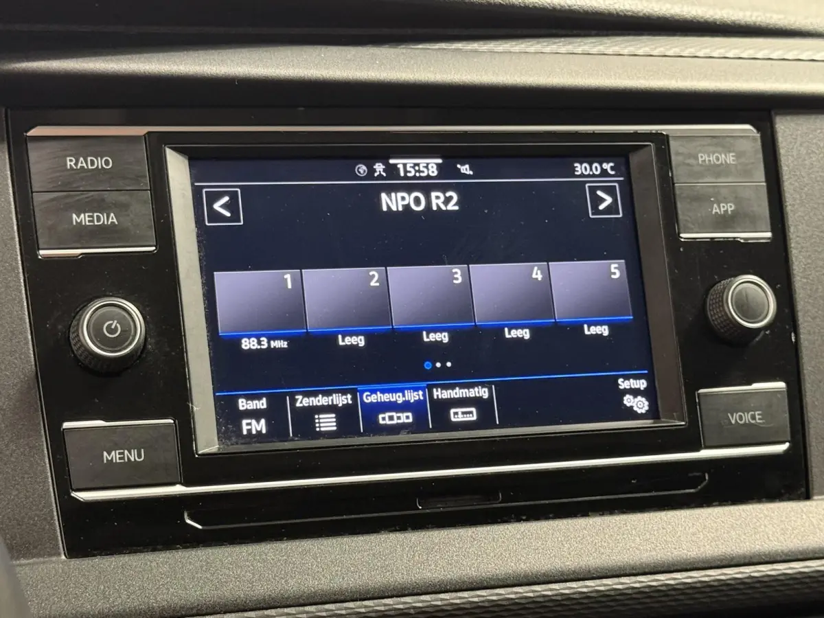 2.0 TDI L1H1 150 pk DSG Comfortline Automaat Airco Apple Carplay/Android Auto Adaptive Cruise Control Parkeersensoren