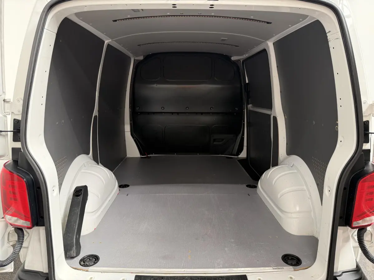 2.0 TDI L1H1 150 pk DSG Comfortline Automaat Airco Apple Carplay/Android Auto Adaptive Cruise Control Parkeersensoren