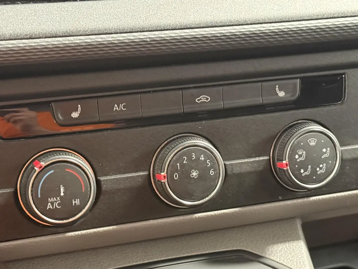 2.0 TDI L1H1 150 pk DSG Comfortline Automaat Airco Apple Carplay/Android Auto Adaptive Cruise Control Parkeersensoren