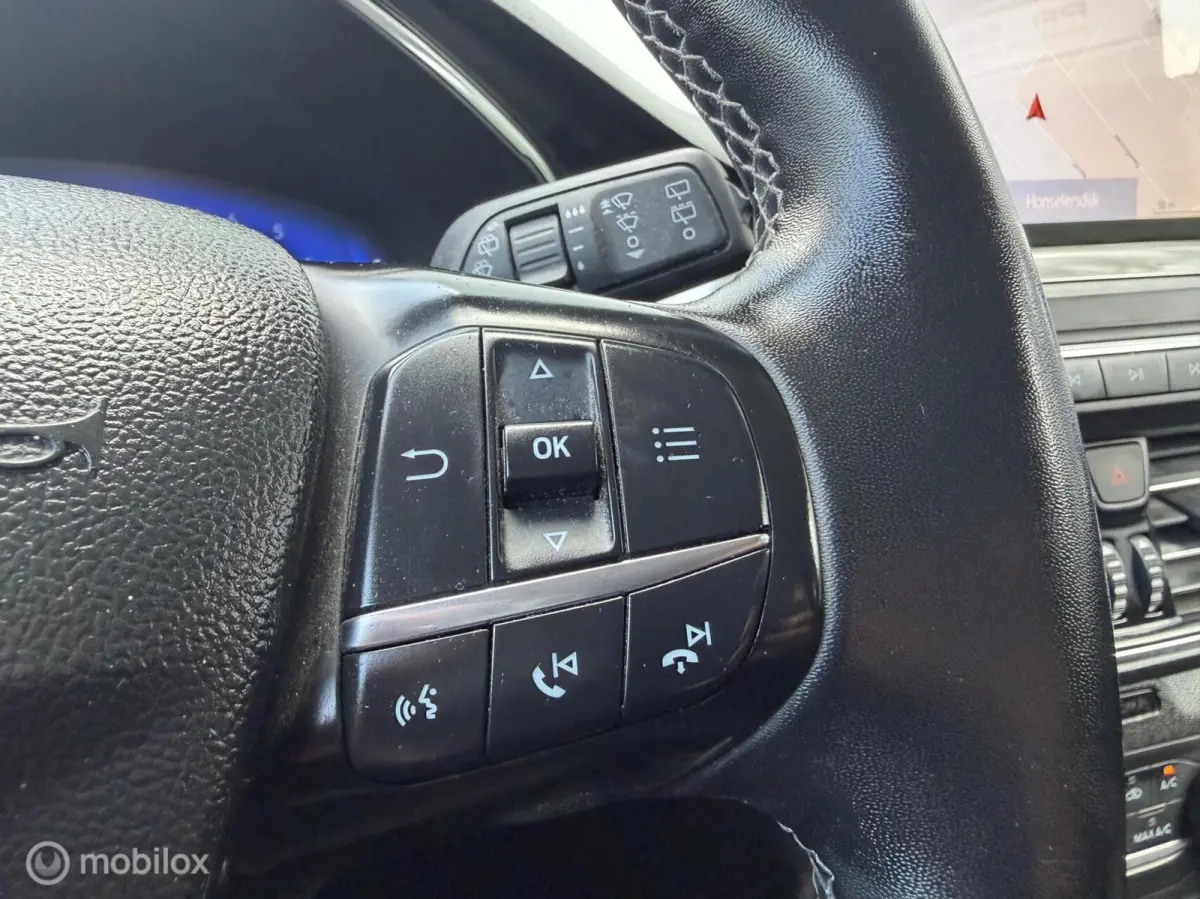 1.0 EcoBoost Titanium X Business