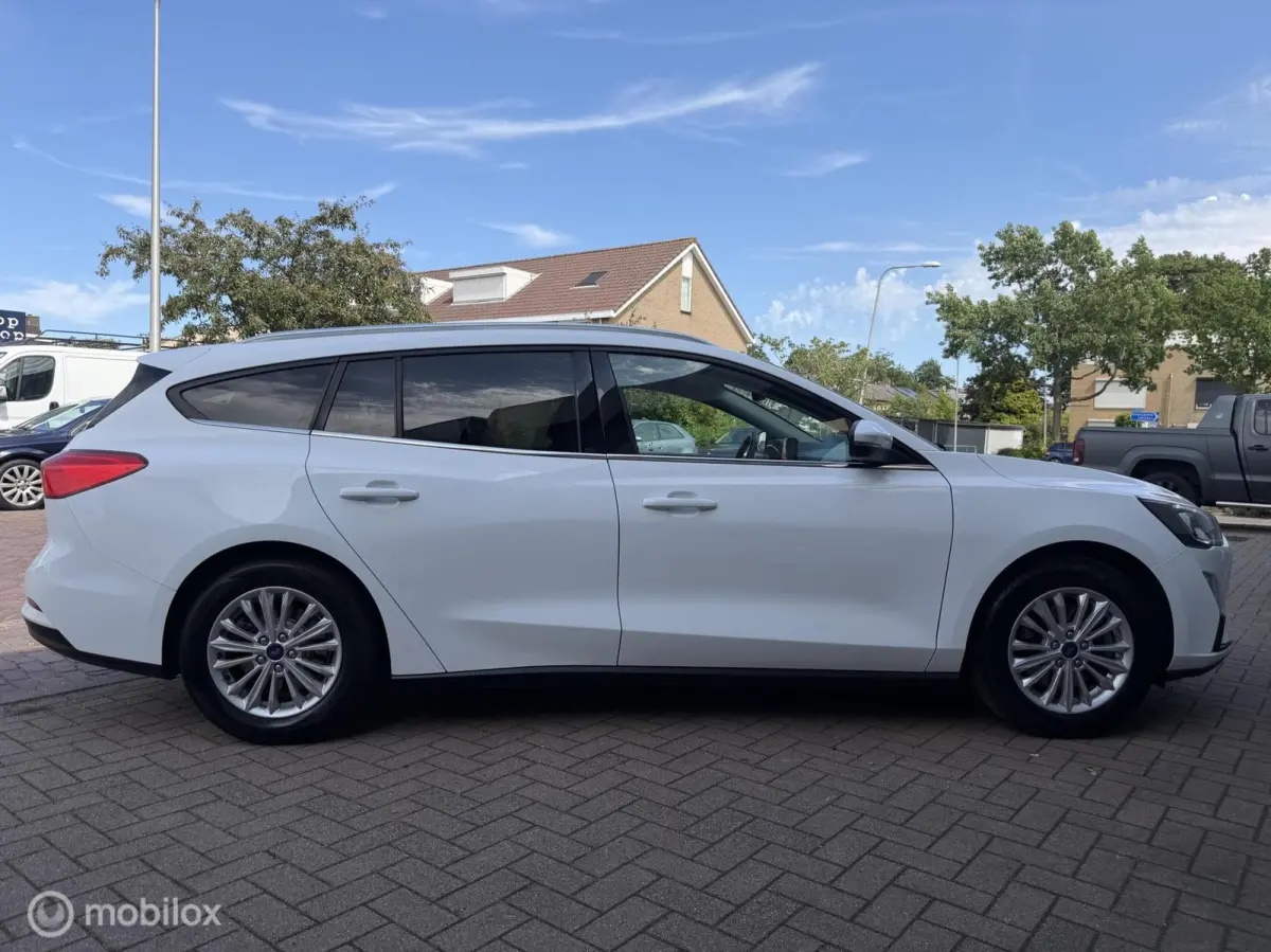 1.0 EcoBoost Titanium X Business