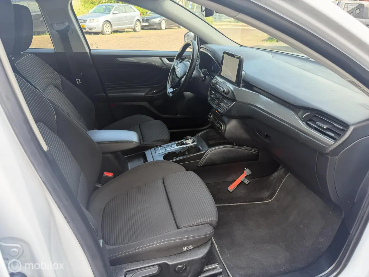 1.0 EcoBoost Titanium X Business