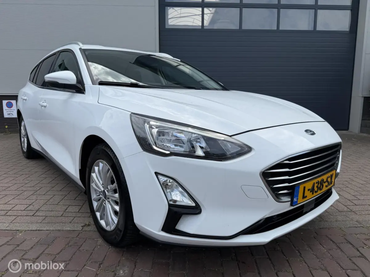 1.0 EcoBoost Titanium X Business