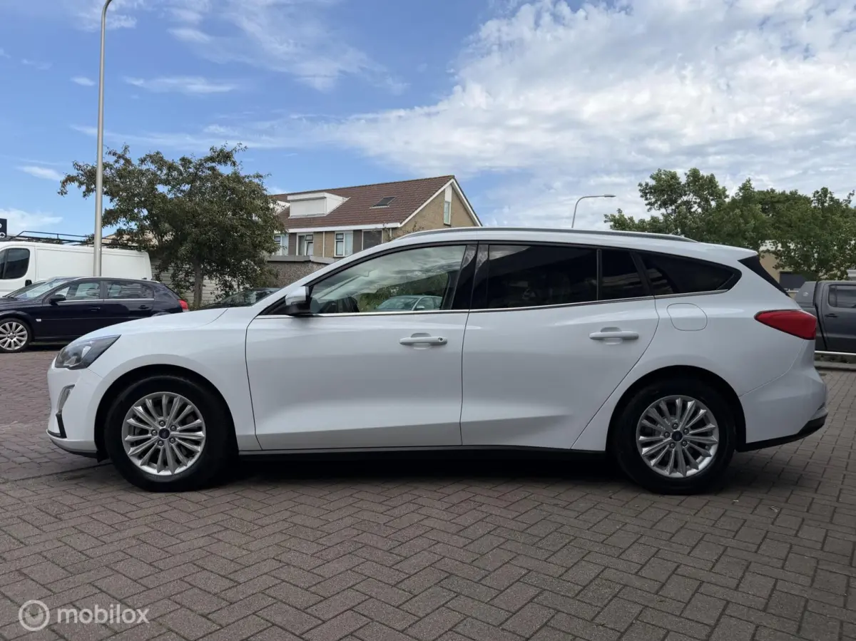 1.0 EcoBoost Titanium X Business