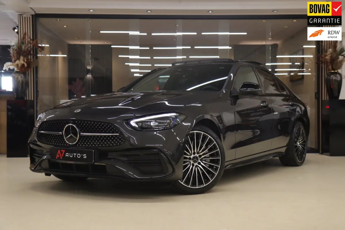 300 E AMG Line / PANO/HUD/CARPLAY/SFEERVERLICHTING/BOMVOL