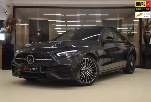 300 E AMG Line / PANO/HUD/CARPLAY/SFEERVERLICHTING/BOMVOL