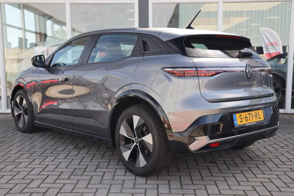 EV40 Boost Charge Equilibre|Camera|Stoel/Stuurverwarming|Cruise control|