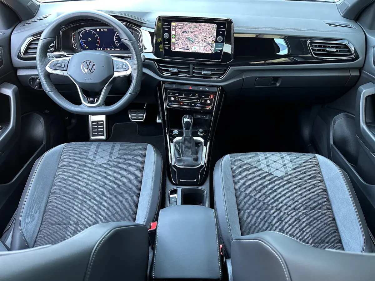 1.5 TSI 150pk DSG R-Line | Black Style | Camera | Keyless | Elek. Achterklep | Dode hoek | Rijklaar incl. 1 jaar Bovag garantie
