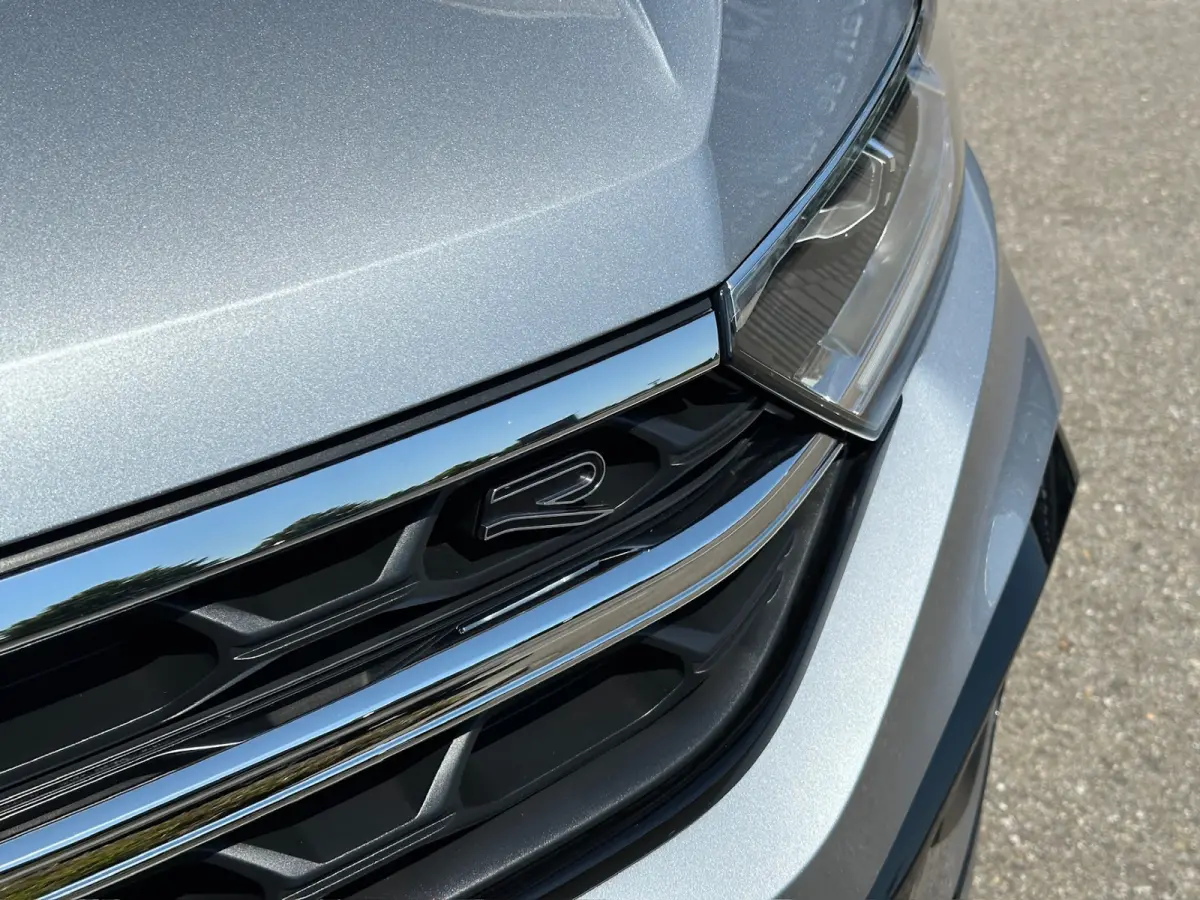 1.5 TSI 150pk DSG R-Line | Black Style | Camera | Keyless | Elek. Achterklep | Dode hoek | Rijklaar incl. 1 jaar Bovag garantie