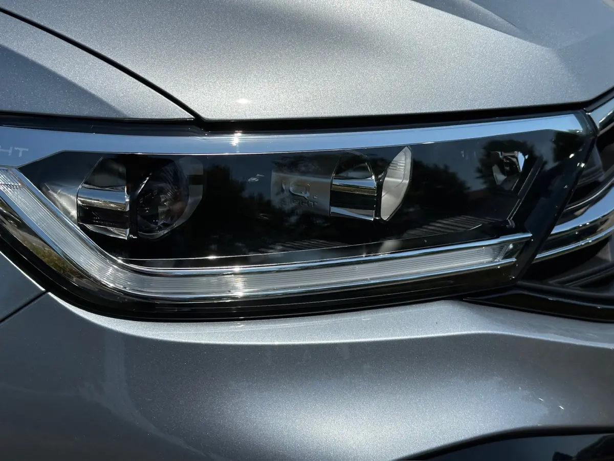 1.5 TSI 150pk DSG R-Line | Black Style | Camera | Keyless | Elek. Achterklep | Dode hoek | Rijklaar incl. 1 jaar Bovag garantie