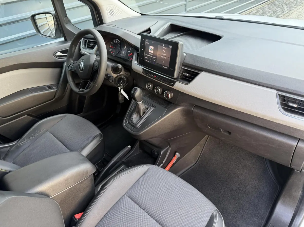 bestel 1.3 TCe Luxe Automaat Benz. Camera Apple Carplay