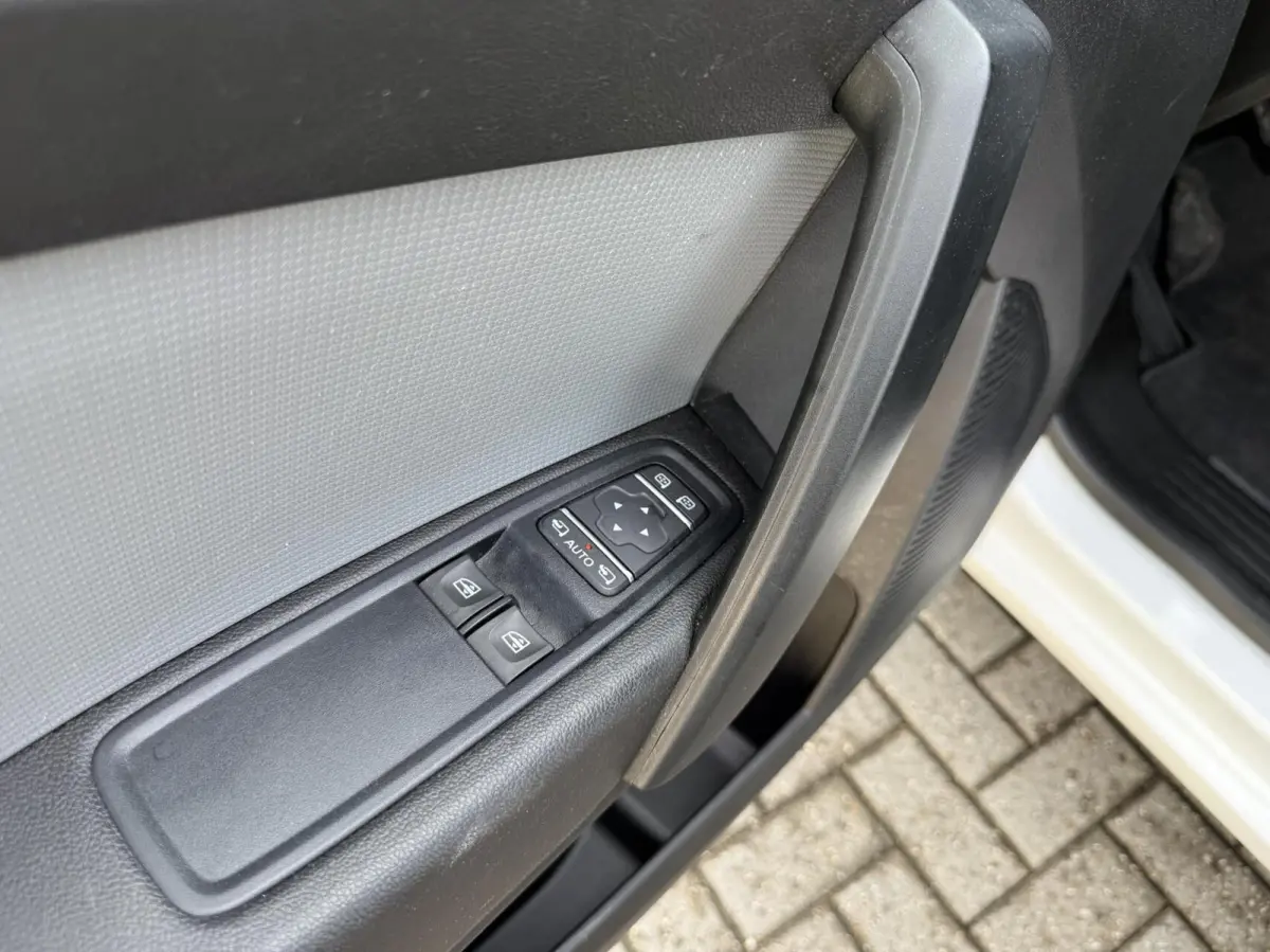 bestel 1.3 TCe Luxe Automaat Benz. Camera Apple Carplay