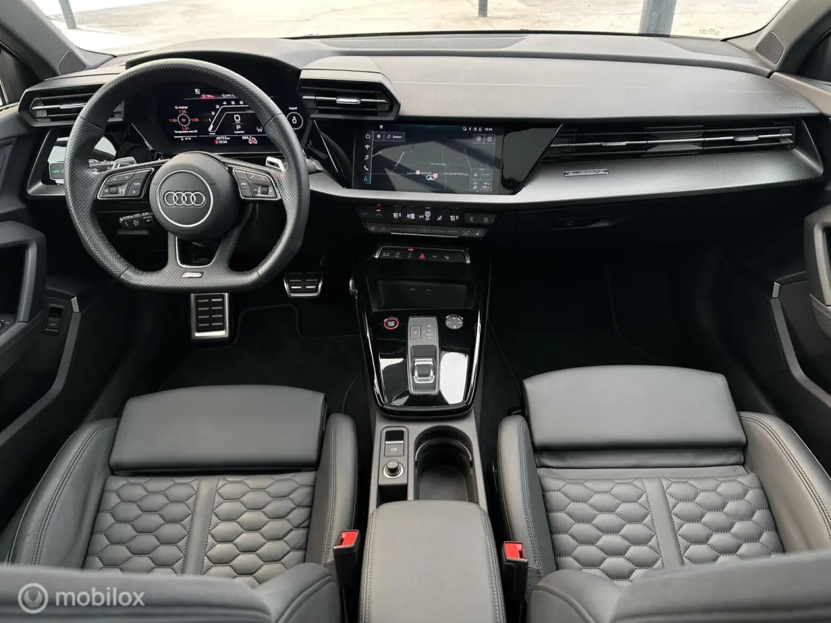 RS 3 2.5 TFSI quattro EXCLUSIVE/RS.UITL/PANO/B&O/FBR.GARANTIE