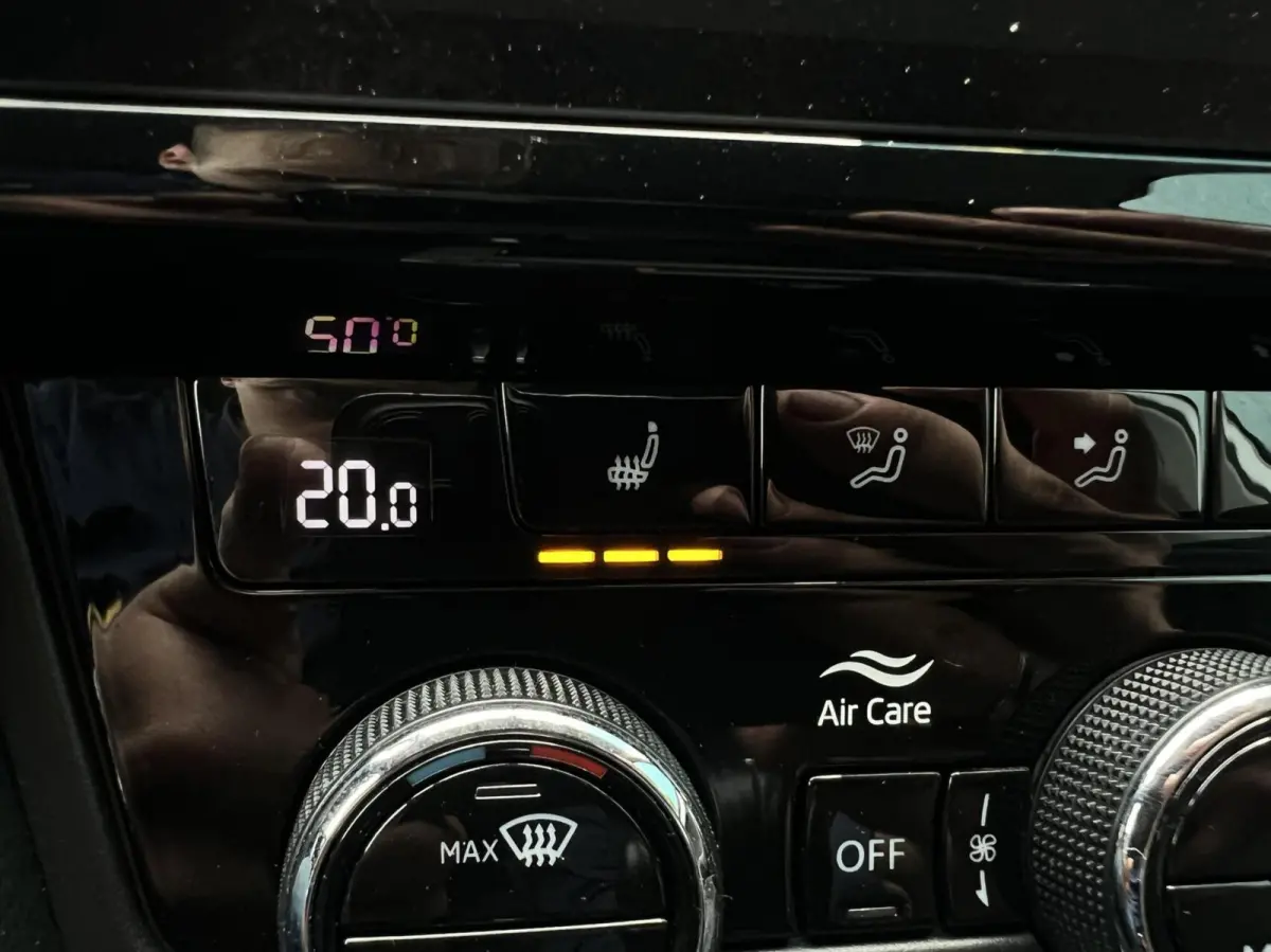 1.0 TSI Greentech Ambition Business CARPLAY/ANDROID | STOELVERW | CRUISE | NAV | PDC | DAB