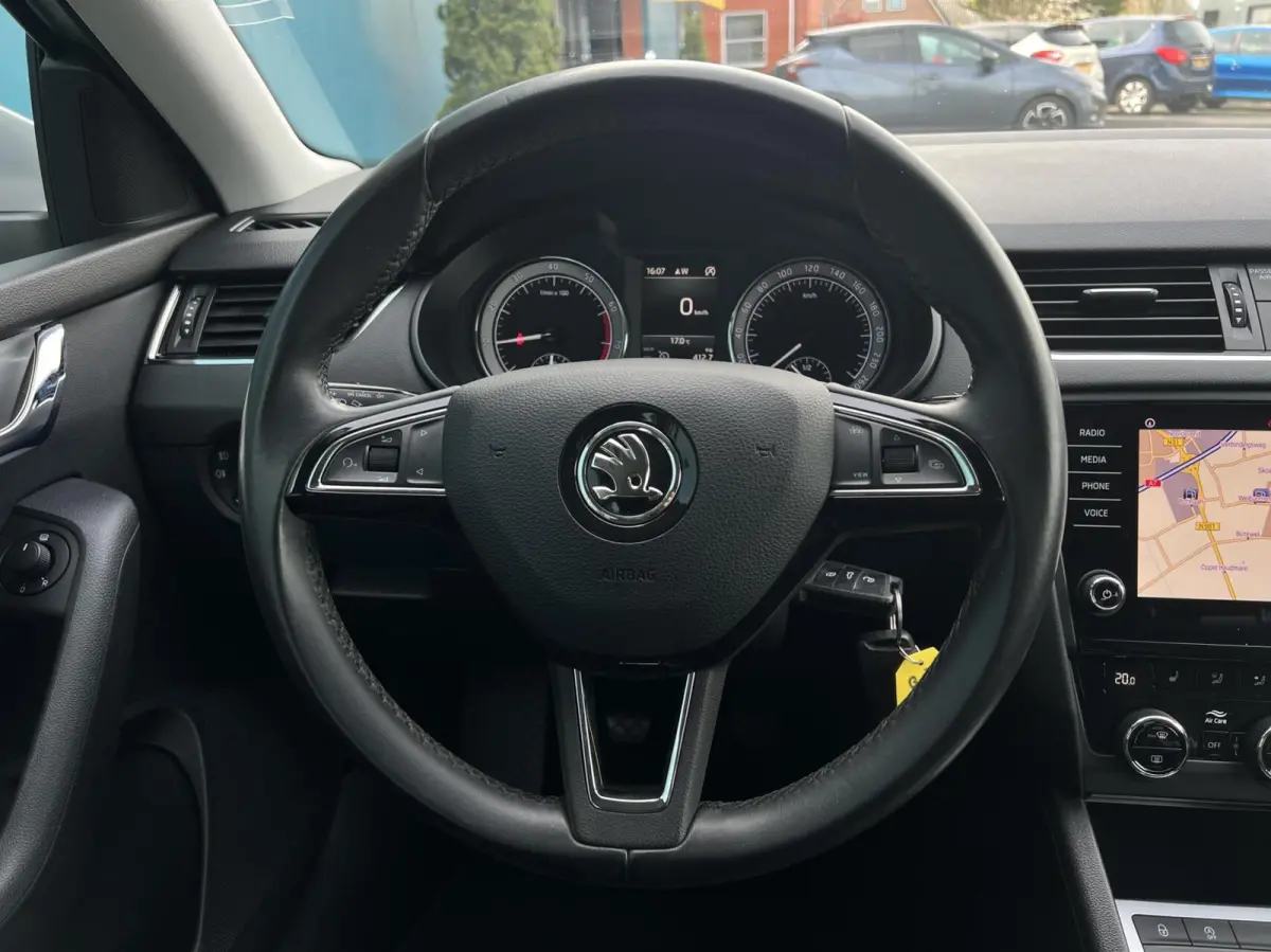 1.0 TSI Greentech Ambition Business CARPLAY/ANDROID | STOELVERW | CRUISE | NAV | PDC | DAB