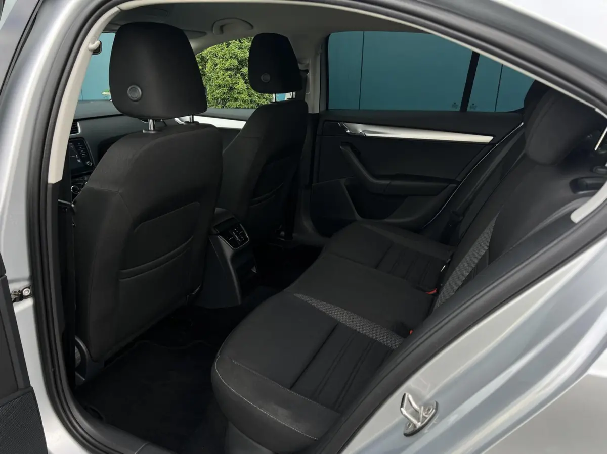 1.0 TSI Greentech Ambition Business CARPLAY/ANDROID | STOELVERW | CRUISE | NAV | PDC | DAB