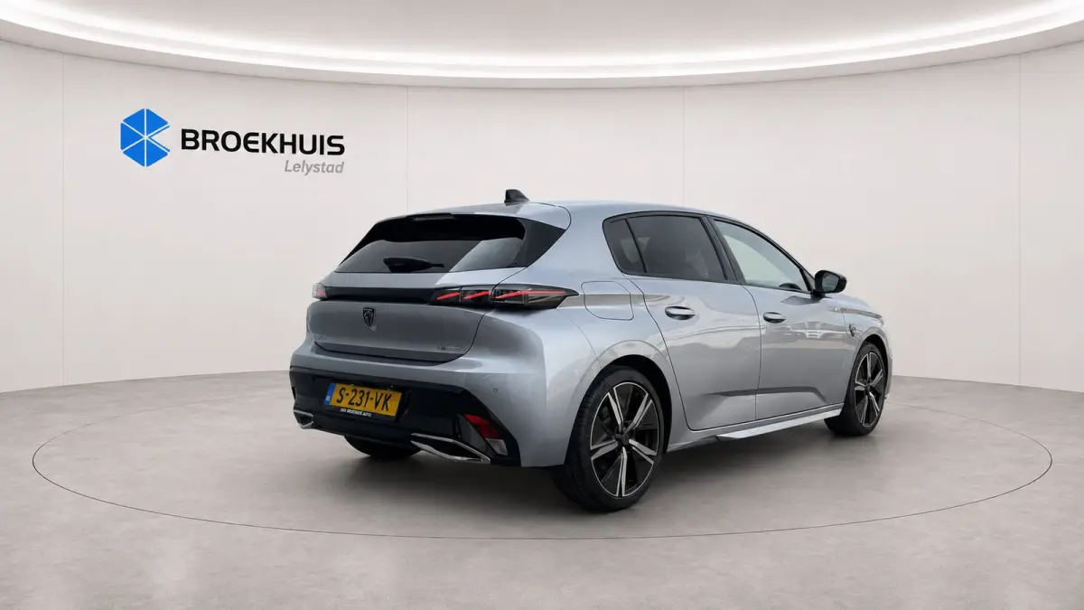 1.6 HYBRID 180PK GT PACK AUTOMAAT / NAVI / LEDER / CLIMA / PDC / 18" LMV / CAMERA / KEYLESS / FULL-LED / WINTERPAKKET / PANO. DAK / BLUETOOTH / ADAPT. CRUISECONTROL / 1E EIGENAAR / FULL OPTI