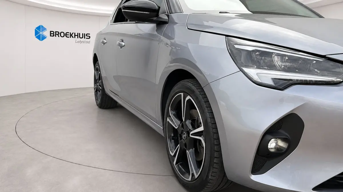 1.2 TURBO 100PK 5-DRS ELEGANCE GS-LINE AUTOMAAT / NAVI / AIRCO / CLIMA / LED / PDC / 17" LMV / UNIEK / BLUETOOTH / 1E EIGENAAR !!