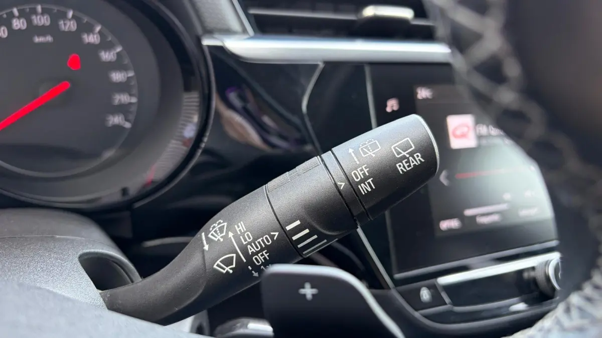 1.2 TURBO 100PK 5-DRS ELEGANCE GS-LINE AUTOMAAT / NAVI / AIRCO / CLIMA / LED / PDC / 17" LMV / UNIEK / BLUETOOTH / 1E EIGENAAR !!