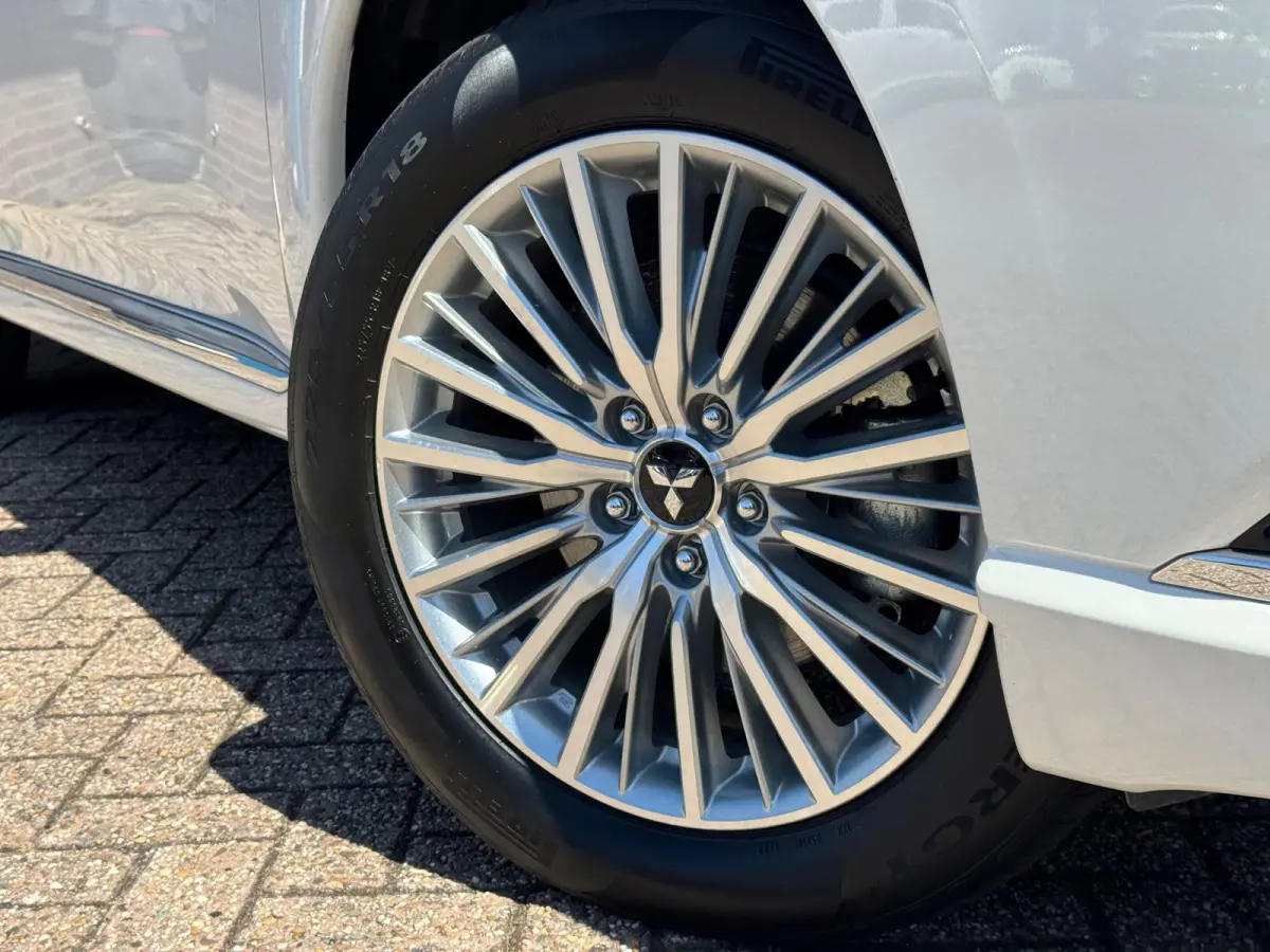 2.4 PHEV Pure+ 2019 AUT NAVI LM NAP!