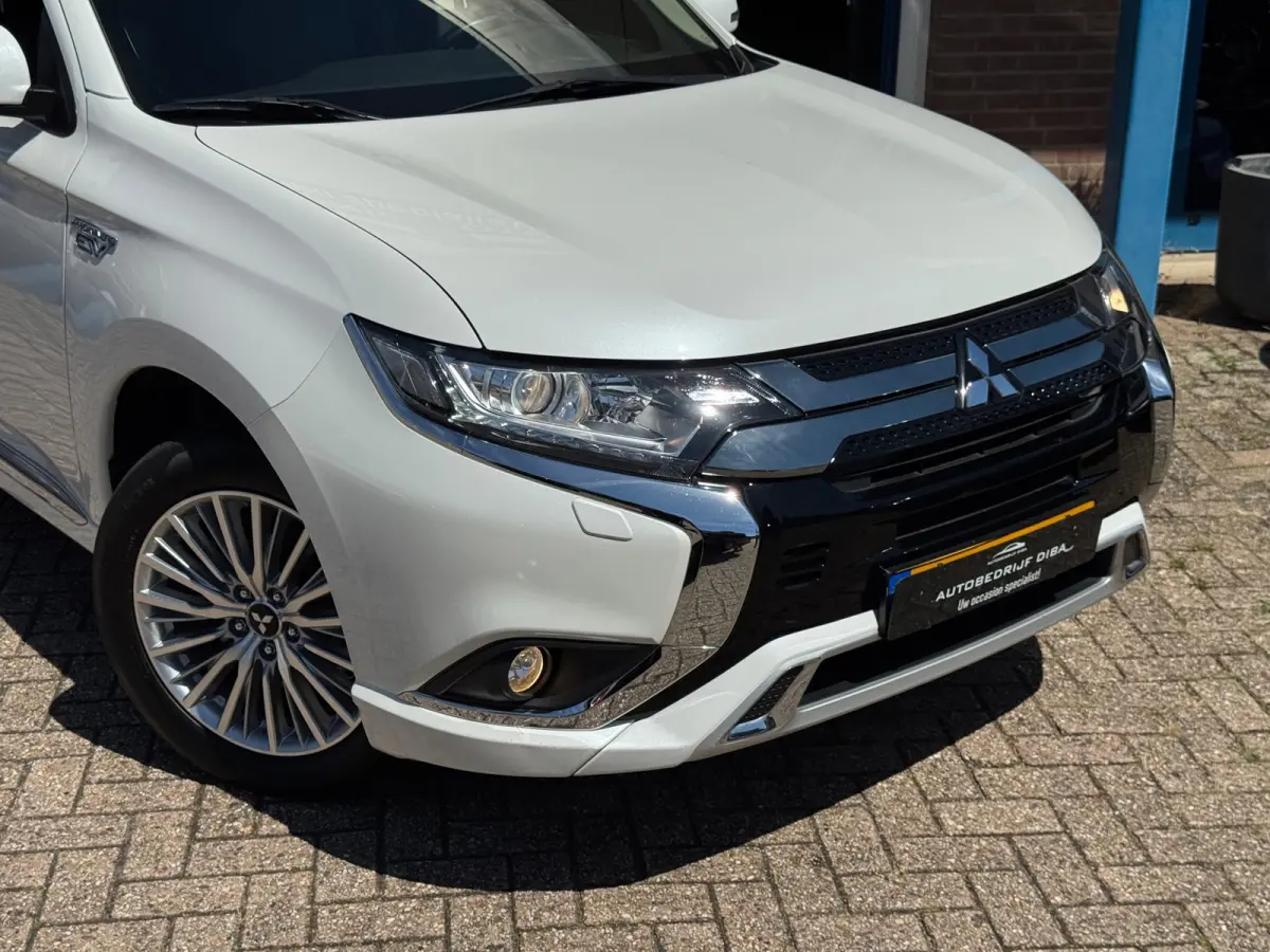 2.4 PHEV Pure+ 2019 AUT NAVI LM NAP!