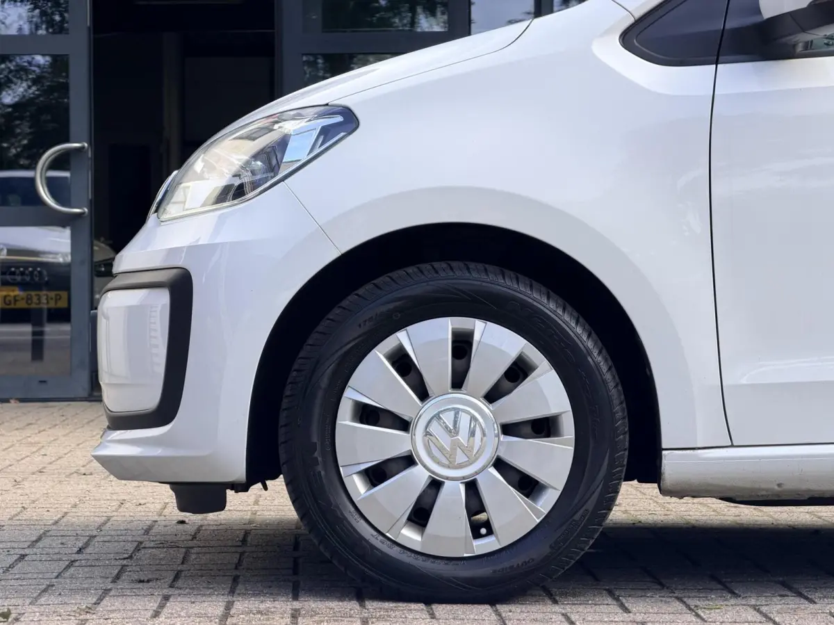 Up! 1.0 BMT move up! | Cruise | PDC | Airco | Dealer Onderhouden