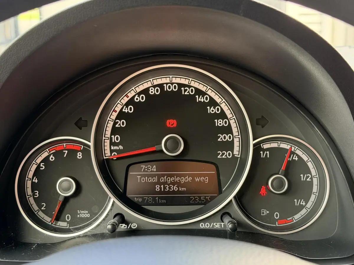 Up! 1.0 BMT move up! | Cruise | PDC | Airco | Dealer Onderhouden