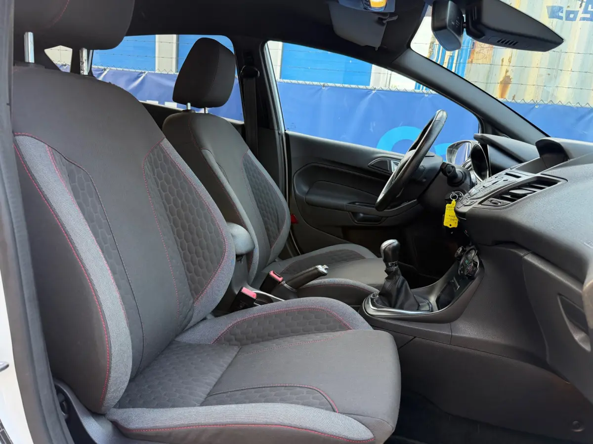 1.0 EcoBoost ST Line|Trekhaak|Navi|Climate|Cruise|PDC|LMV|DealerOnderhouden|Isofix|