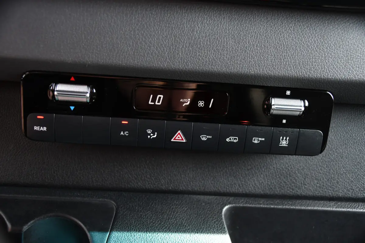 316 2.2 CDI L2H2 DC PB Edition Adaptieve Cruise, Camera, Carplay, LED, 164pk, Stoelverwarming, Trekhaak, Automaat, 10,5'' Mbux, Standkachel, Uniek!