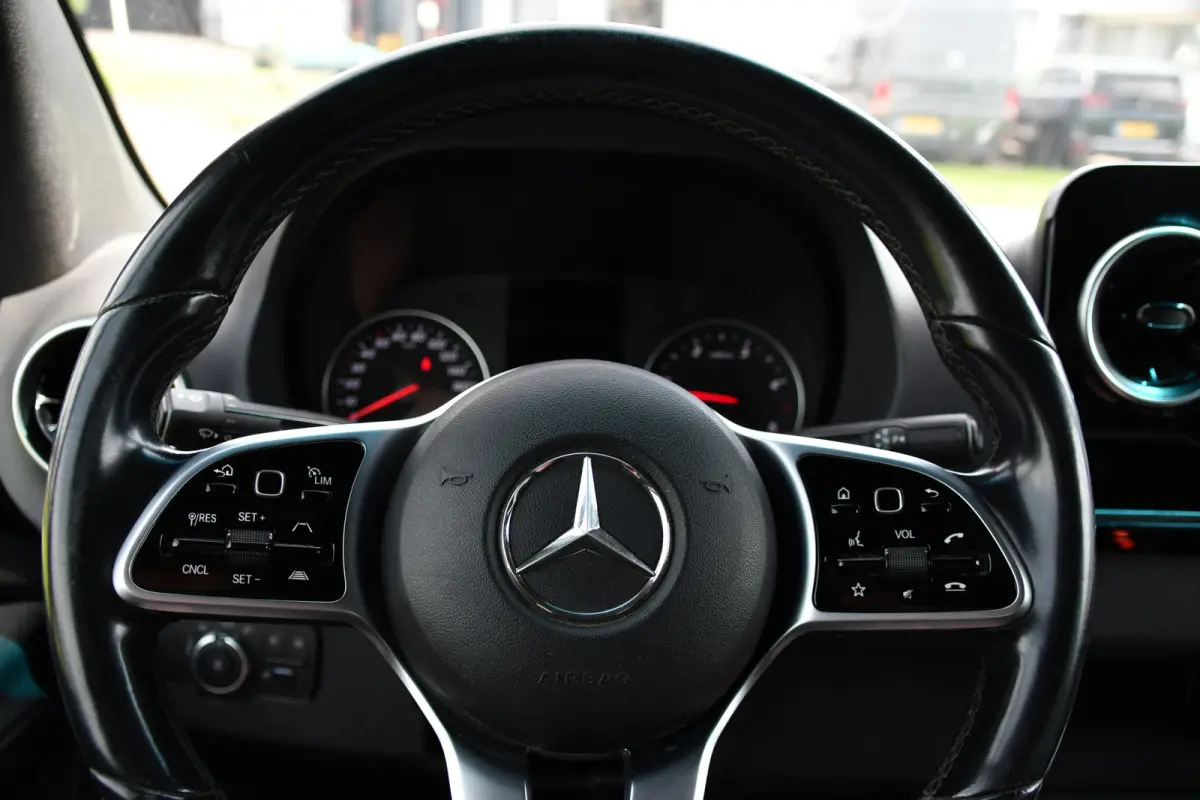 316 2.2 CDI L2H2 DC PB Edition Adaptieve Cruise, Camera, Carplay, LED, 164pk, Stoelverwarming, Trekhaak, Automaat, 10,5'' Mbux, Standkachel, Uniek!