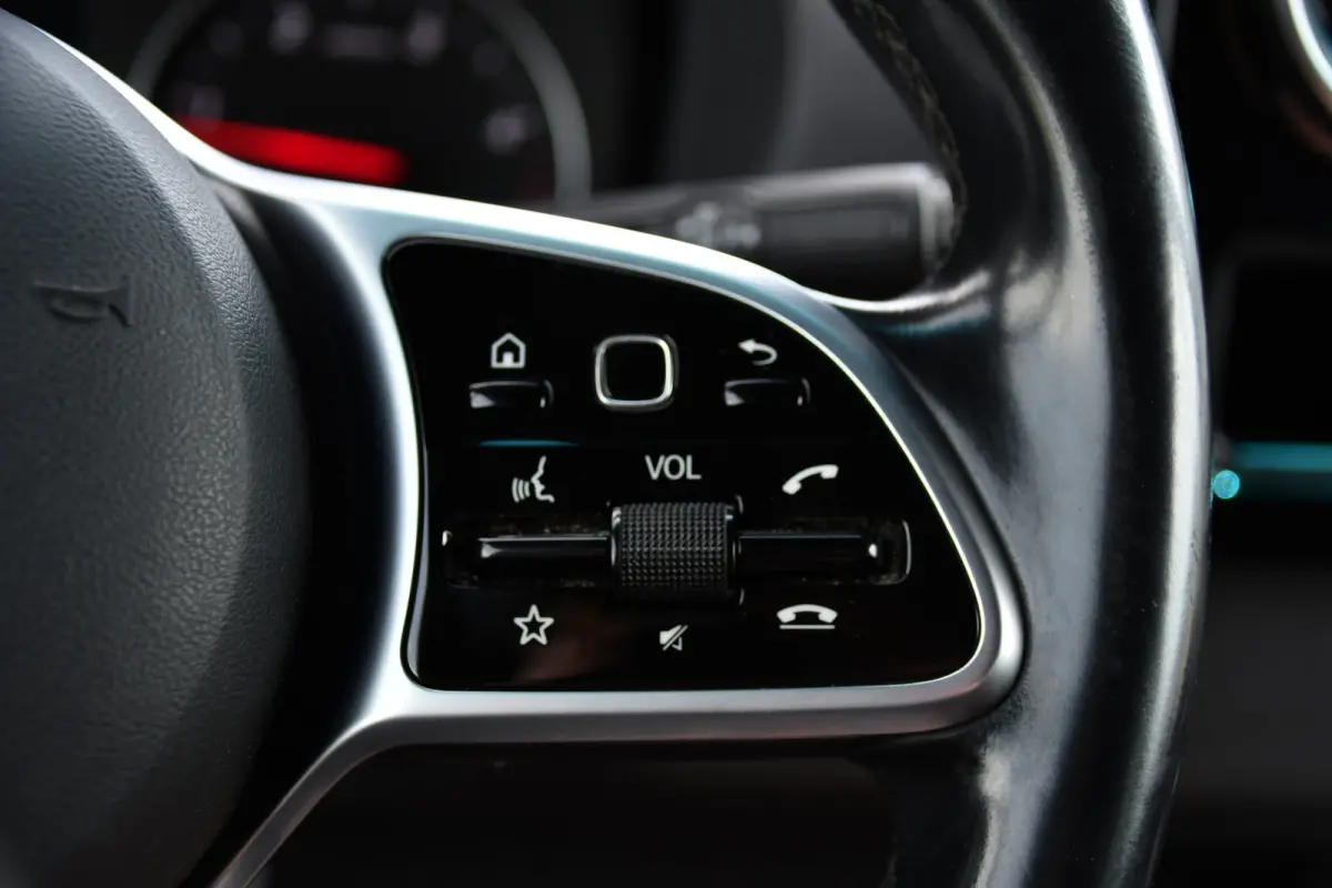 316 2.2 CDI L2H2 DC PB Edition Adaptieve Cruise, Camera, Carplay, LED, 164pk, Stoelverwarming, Trekhaak, Automaat, 10,5'' Mbux, Standkachel, Uniek!