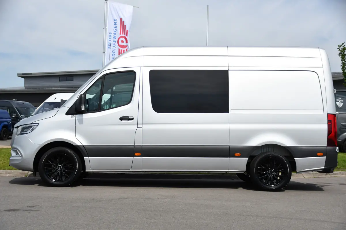 316 2.2 CDI L2H2 DC PB Edition Adaptieve Cruise, Camera, Carplay, LED, 164pk, Stoelverwarming, Trekhaak, Automaat, 10,5'' Mbux, Standkachel, Uniek!