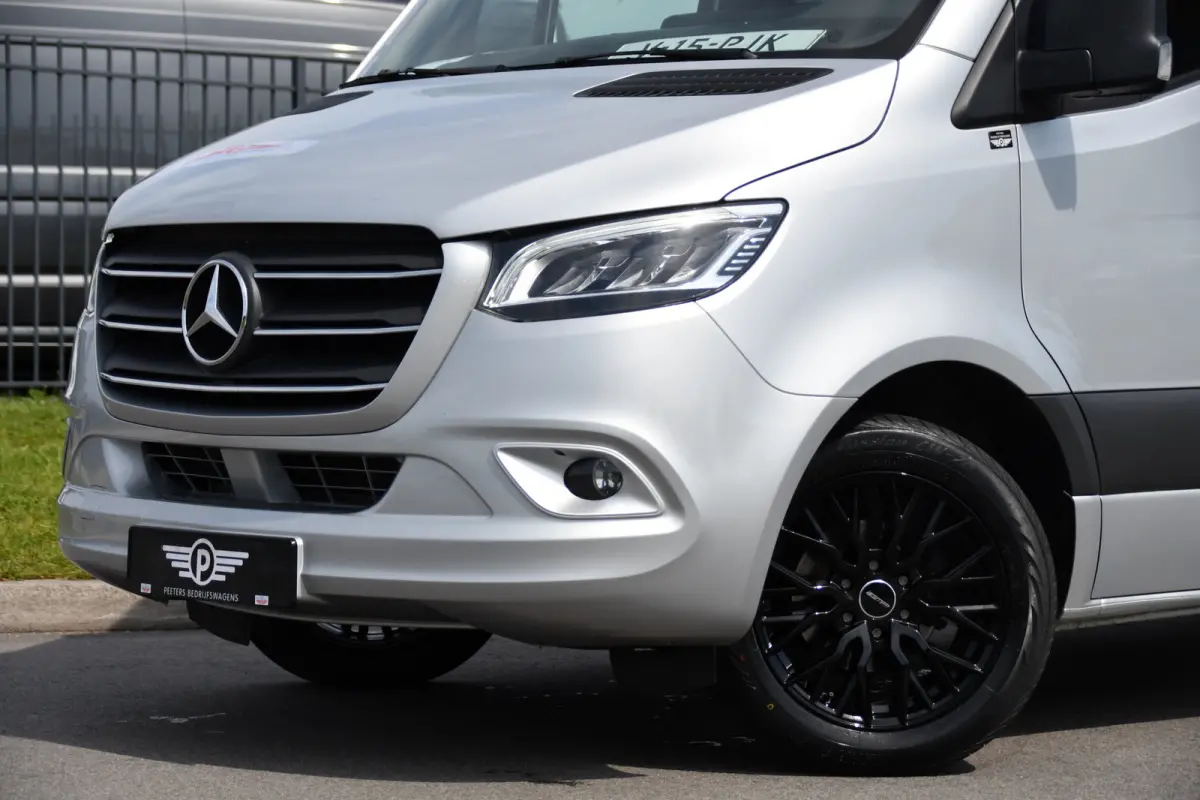 316 2.2 CDI L2H2 DC PB Edition Adaptieve Cruise, Camera, Carplay, LED, 164pk, Stoelverwarming, Trekhaak, Automaat, 10,5'' Mbux, Standkachel, Uniek!