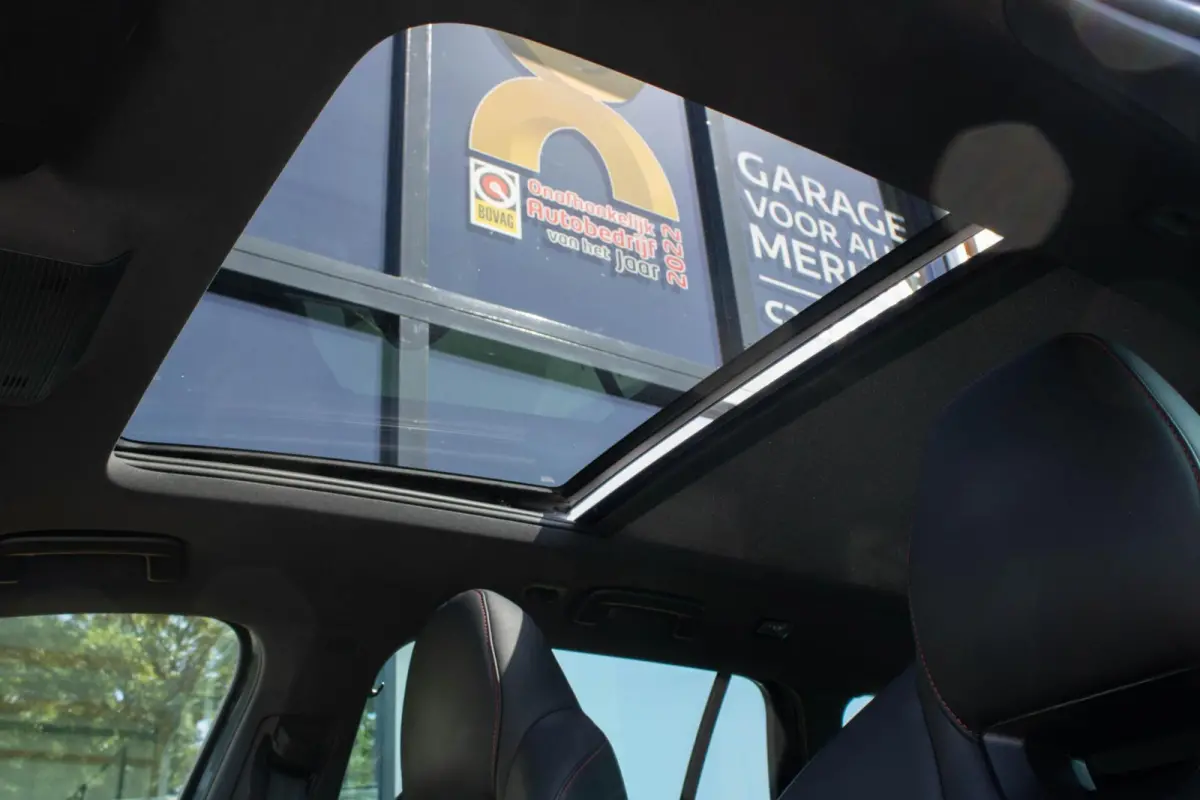 2.0 TSI RS 245 Business|Stoelverwarming Voor+Achter|HeadUp|Trekhaak|Pano|
