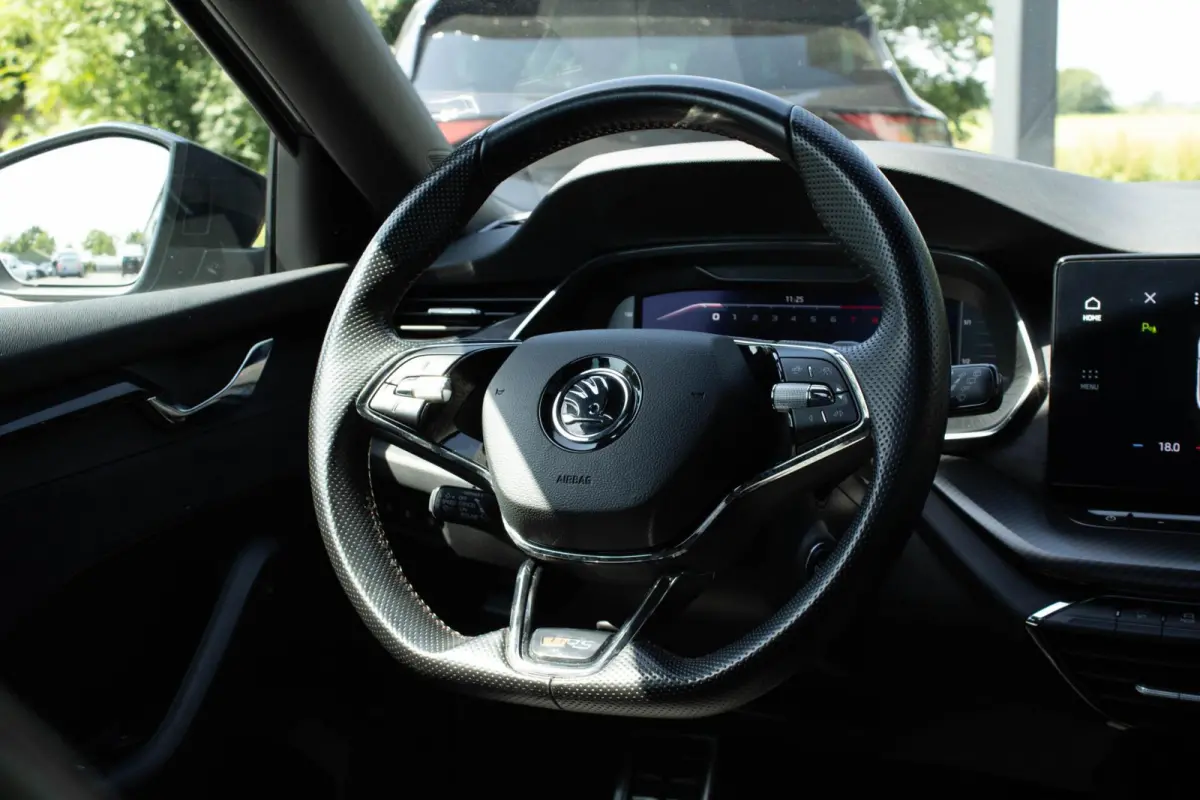 2.0 TSI RS 245 Business|Stoelverwarming Voor+Achter|HeadUp|Trekhaak|Pano|