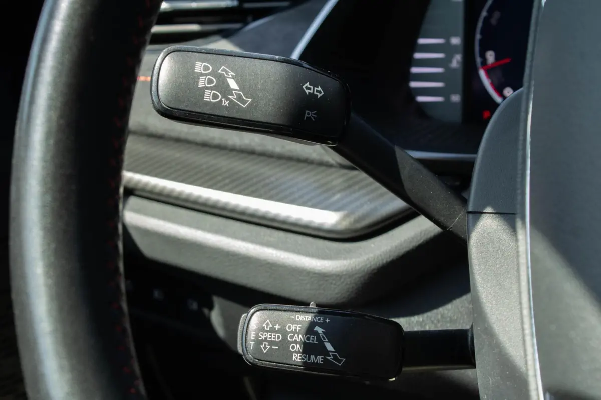 2.0 TSI RS 245 Business|Stoelverwarming Voor+Achter|HeadUp|Trekhaak|Pano|