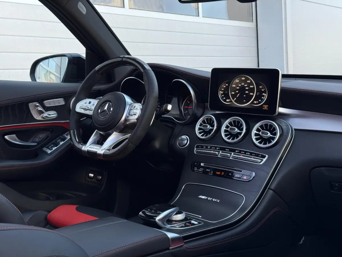 AMG 63 S 4MATIC+ / Carbon Keramisch / Memory / Burmester / Keyless / Pano / AutoPilot / Luchtvering /