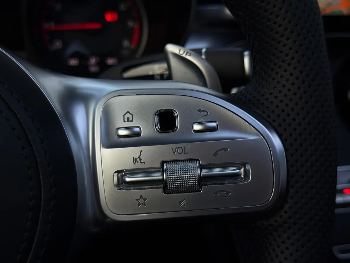AMG 63 S 4MATIC+ / Carbon Keramisch / Memory / Burmester / Keyless / Pano / AutoPilot / Luchtvering /