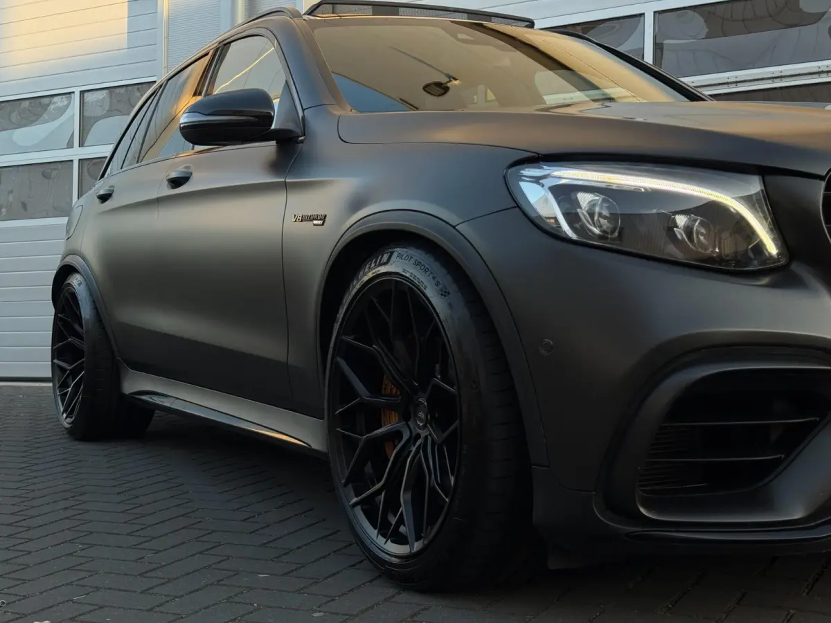AMG 63 S 4MATIC+ / Carbon Keramisch / Memory / Burmester / Keyless / Pano / AutoPilot / Luchtvering /