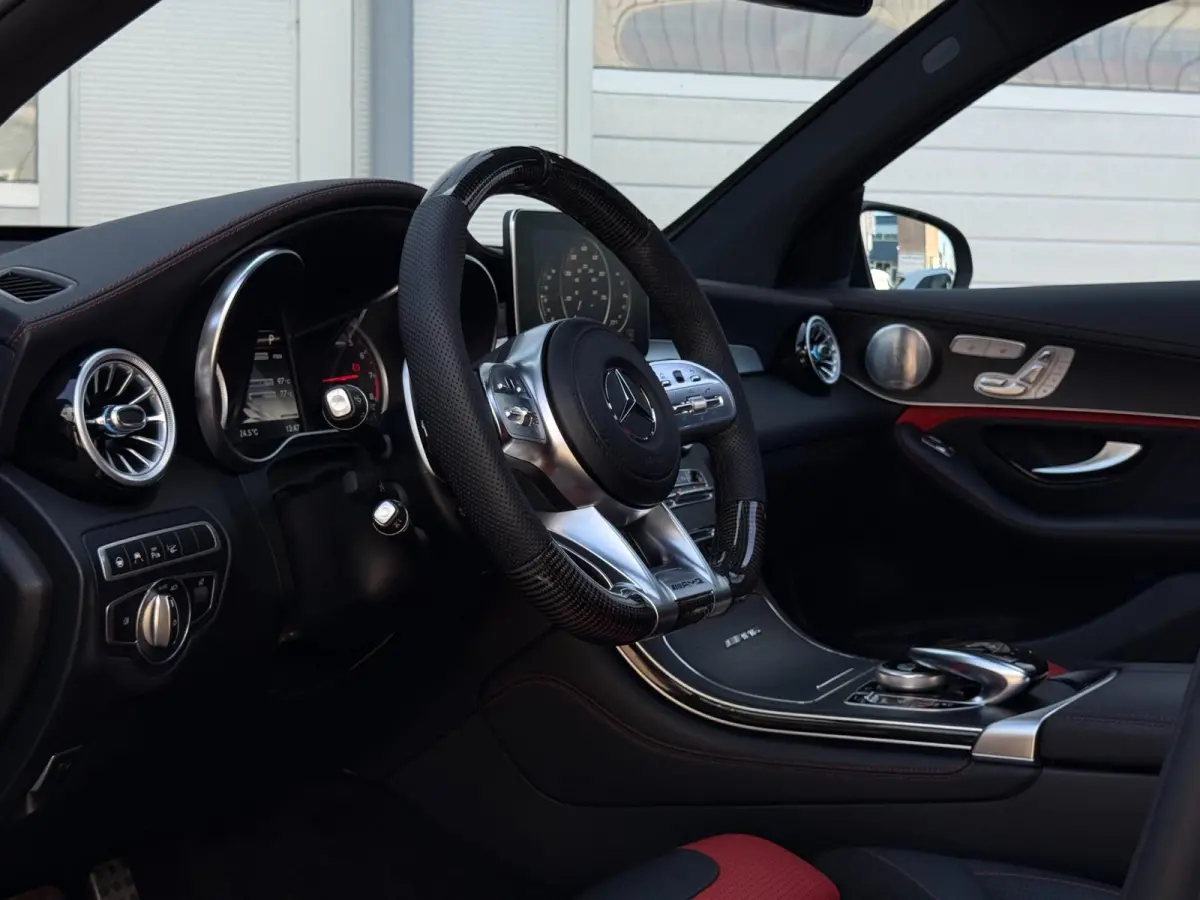 AMG 63 S 4MATIC+ / Carbon Keramisch / Memory / Burmester / Keyless / Pano / AutoPilot / Luchtvering /